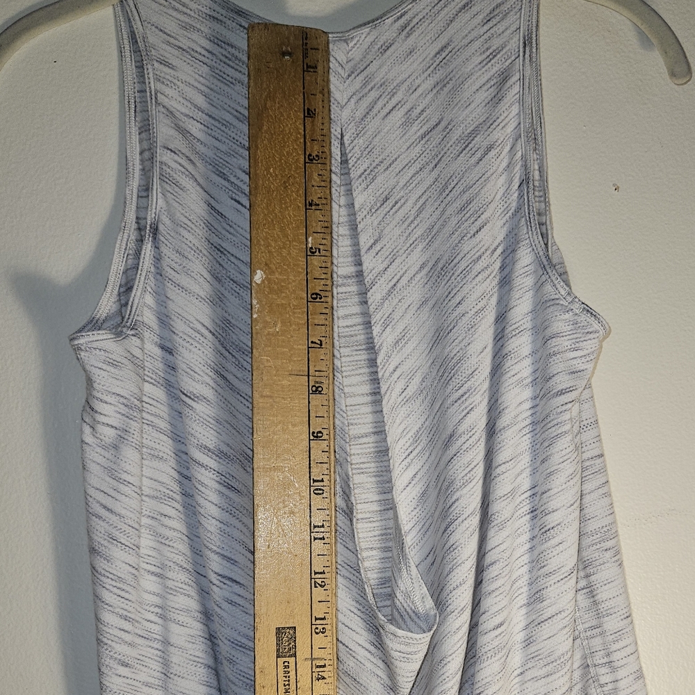 Lululemon Athletica Gray Sleeveless Tank Top - Picture 5 of 5